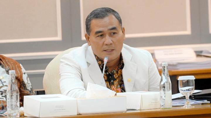 Profil Edison Sitorus: Menyongsong Masa Depan Banten II