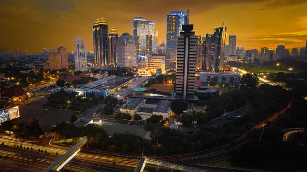 Jakarta Hari Ini: Apa yang Sedang Jadi Pembicaraan Online?