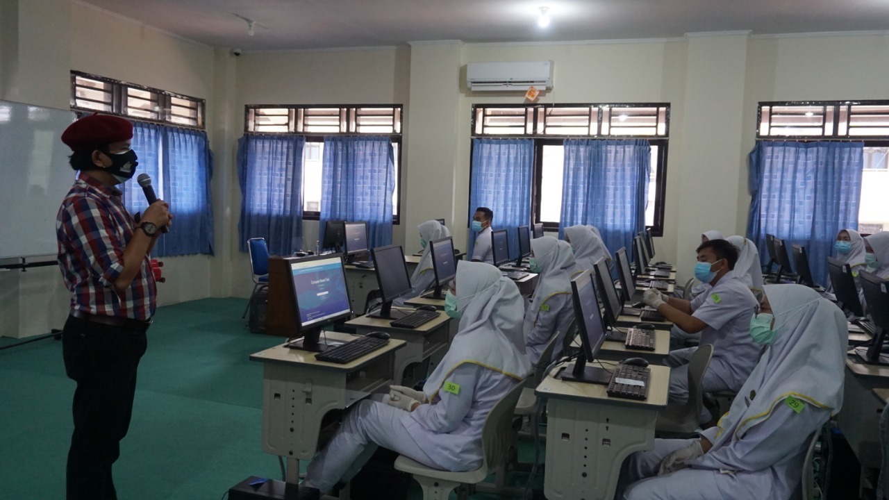 Tryout Online Keperawatan: Menyiapkan Mahasiswa Untuk Ujian Keperawatan Komunitas