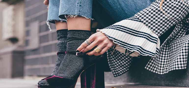 Tampilan Semakin Chic dengan Tren Ankle Socks