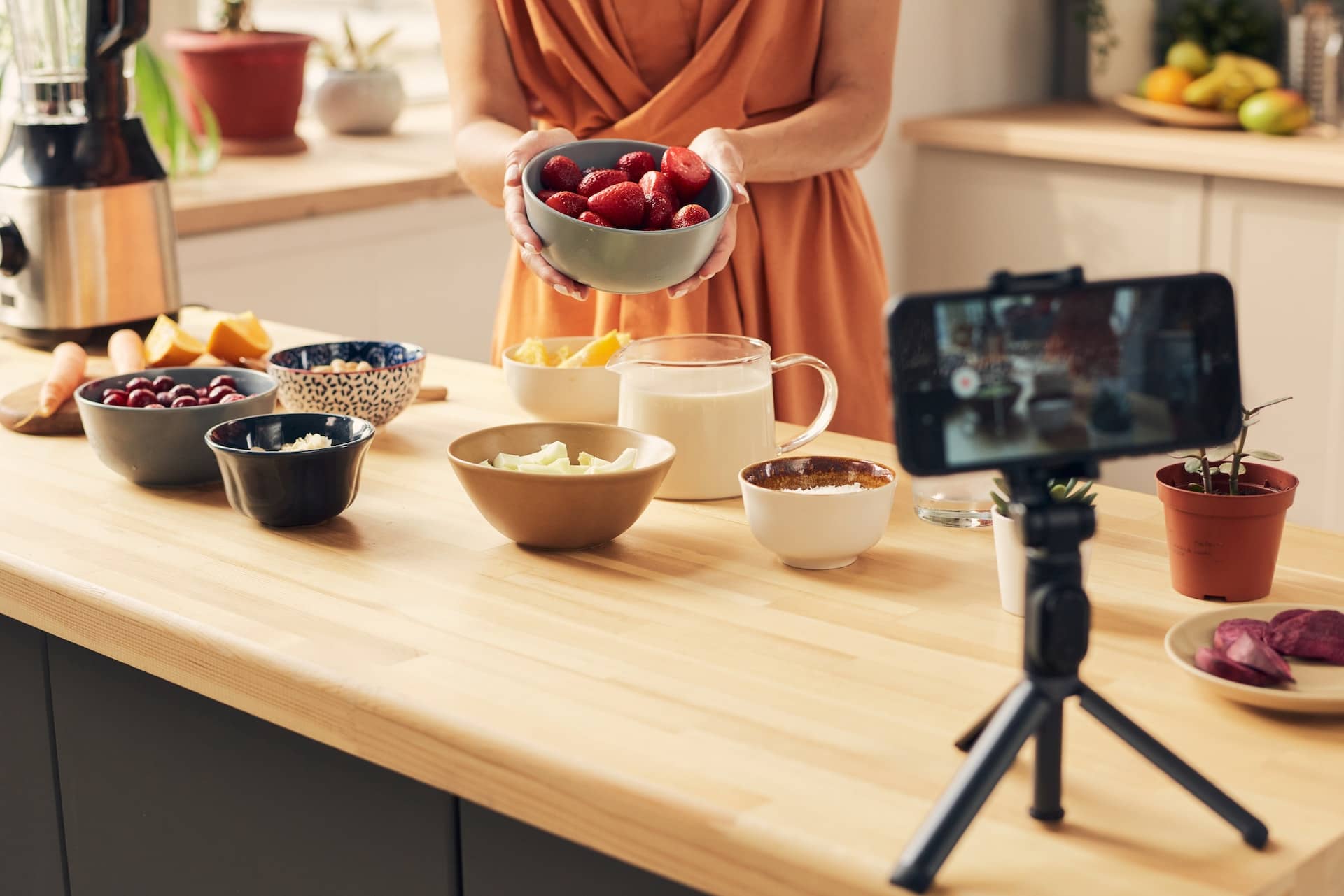 Food Blogger Terbaik Indonesia yang Wajib Diikuti