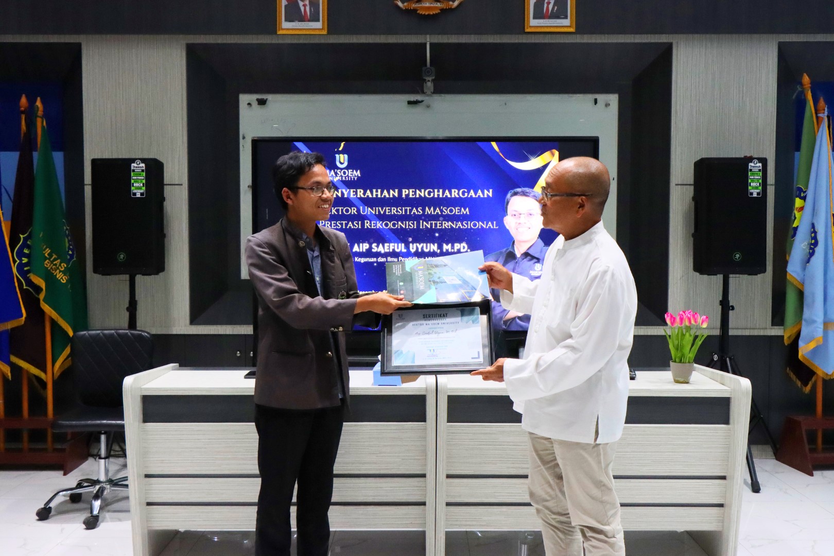 Berikut Dosen Berprestasi Al Ma'soem Dengan Kontribusi Nyata Dalam Bidang Akademik Dan Inovasi Pendidikan