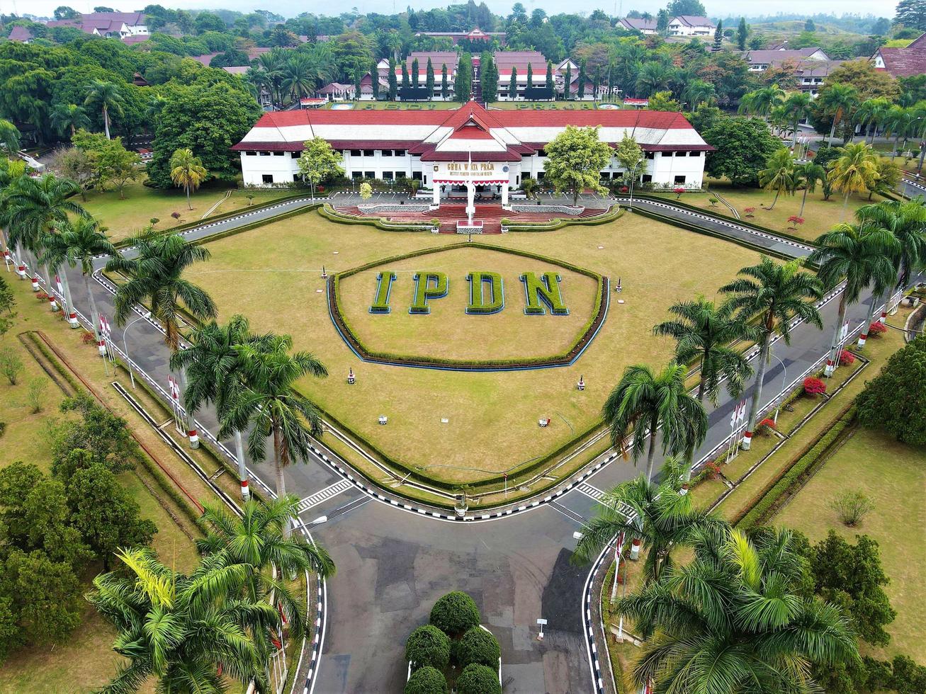 Simak Review Alumni Tentang Program Studi di IPDN