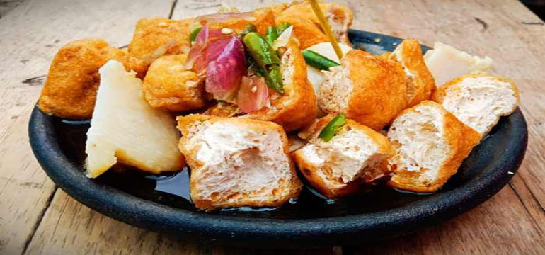 Berburu Kuliner Khas Cirebon Paling Terkenal Bersama Sewa Mobil Cirebon