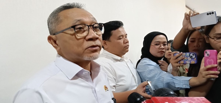 Zulkifli Hasan jadi Sorotan Publik Setelah Bencana Melanda Sumatera, Ini Penyebabnya
