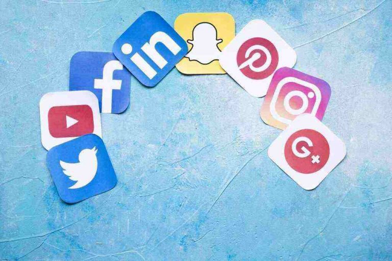 Social Listening: Alat Ampuh untuk Menangkap Tren Pasar
