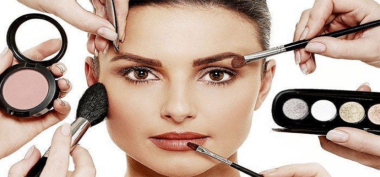 Efek Samping Terlalu Sering Menggunakan Make up