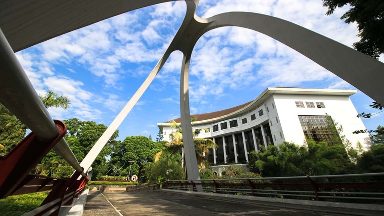 Lokasi Kampus Pascasarjana Dekat Pusat Kota, Cocok untuk Profesional Muda