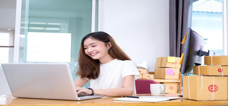 Di Rumah Saja? Tak Masalah, Ini 4 Tips Belanja Kebutuhan Online Selama Bekerja dari Rumah