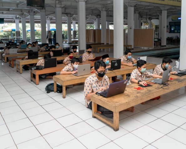 Kegiatan Ekstrakurikuler Karya Ilmiah Remaja (KIR) di SMA Islam Al Masoem Bandung