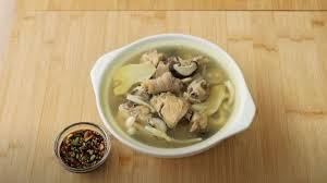 Resep Sup Ayam Kelapa Sehat ala Restoran yang Sempurna untuk Sarapan atau Makan Siang