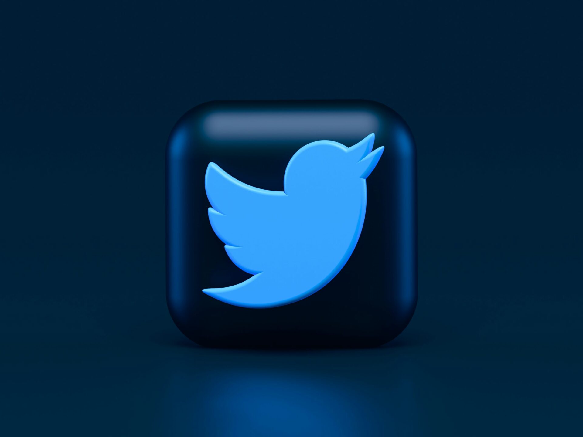 Analisis Konten Viral: Belajar dari Tweet Trending